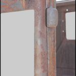 Hinge Pillar d3 -er/28-3/29